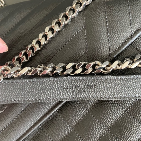 ❌SOLD❌YSL Large Envelope Bag - Picture 13 of 13